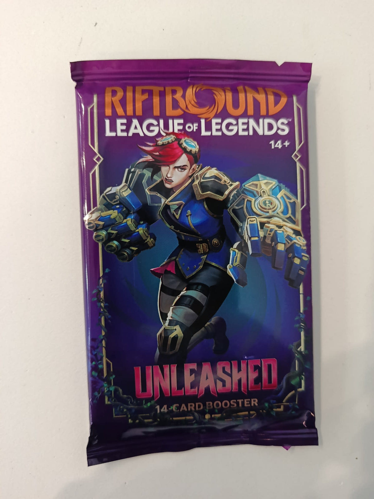 League of Legends Unleashed Vi Booster Pack (English)