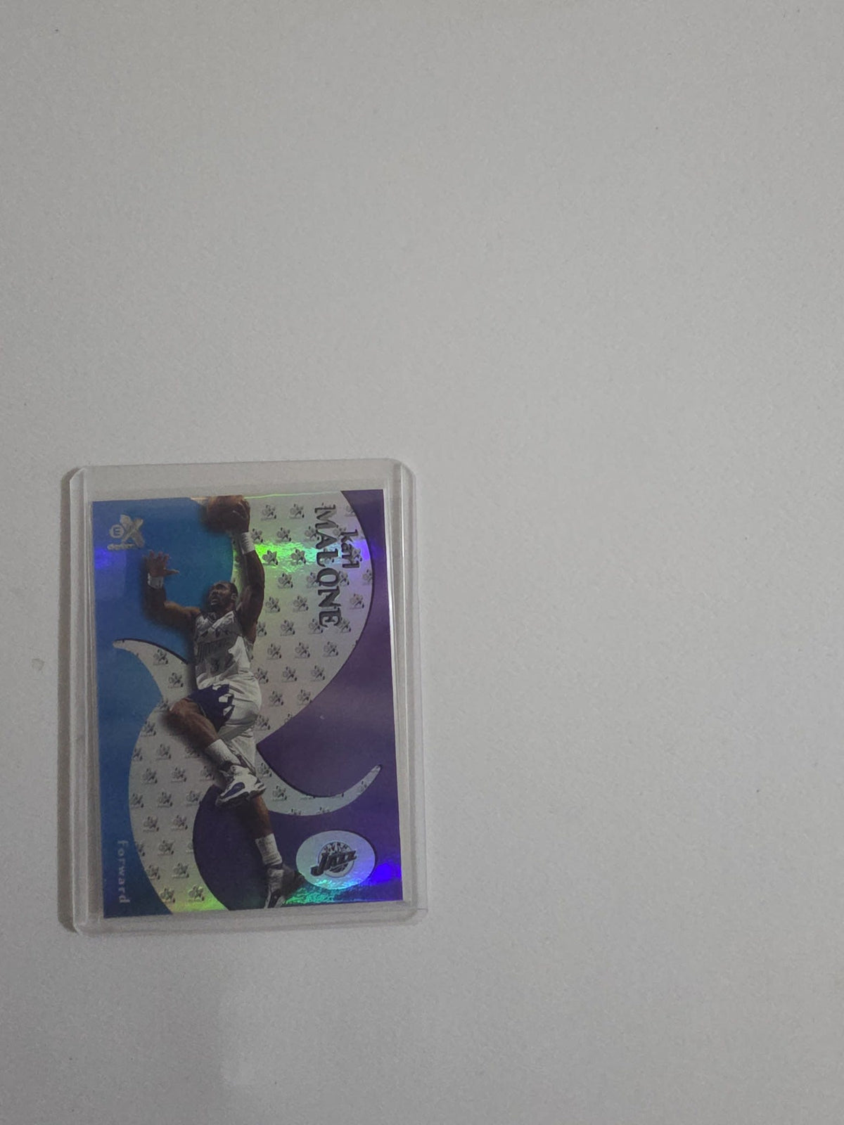 2000 Fleer E-X Karl Malone Holo/Refractor #49