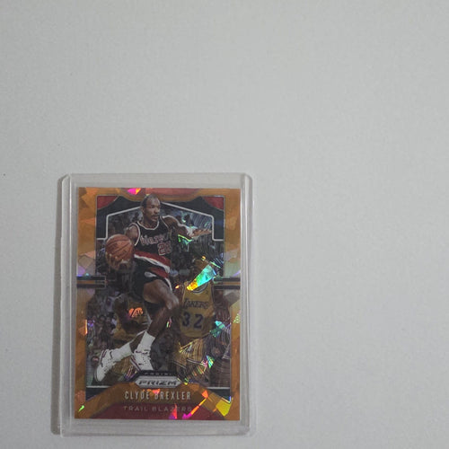 2019 Panini Prizm Clyde Drexler Orange Ice #23