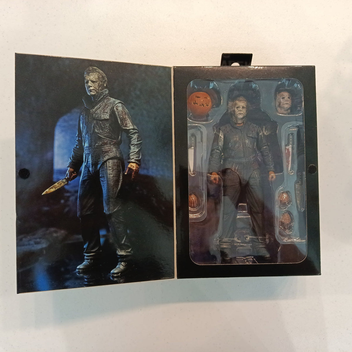 NECA Halloween Ends Ultimate Michael Myers