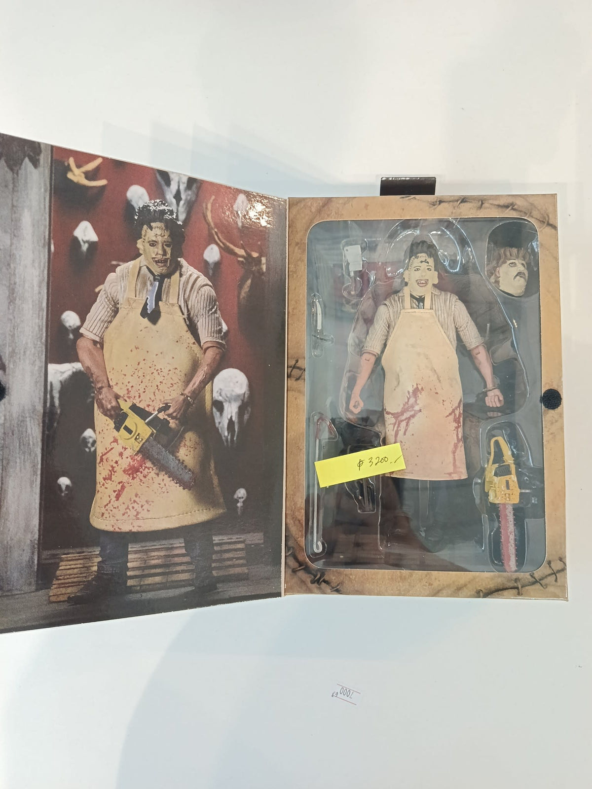 1974 NECA The Texas Chainsaw Massacre Leatherface - view 2