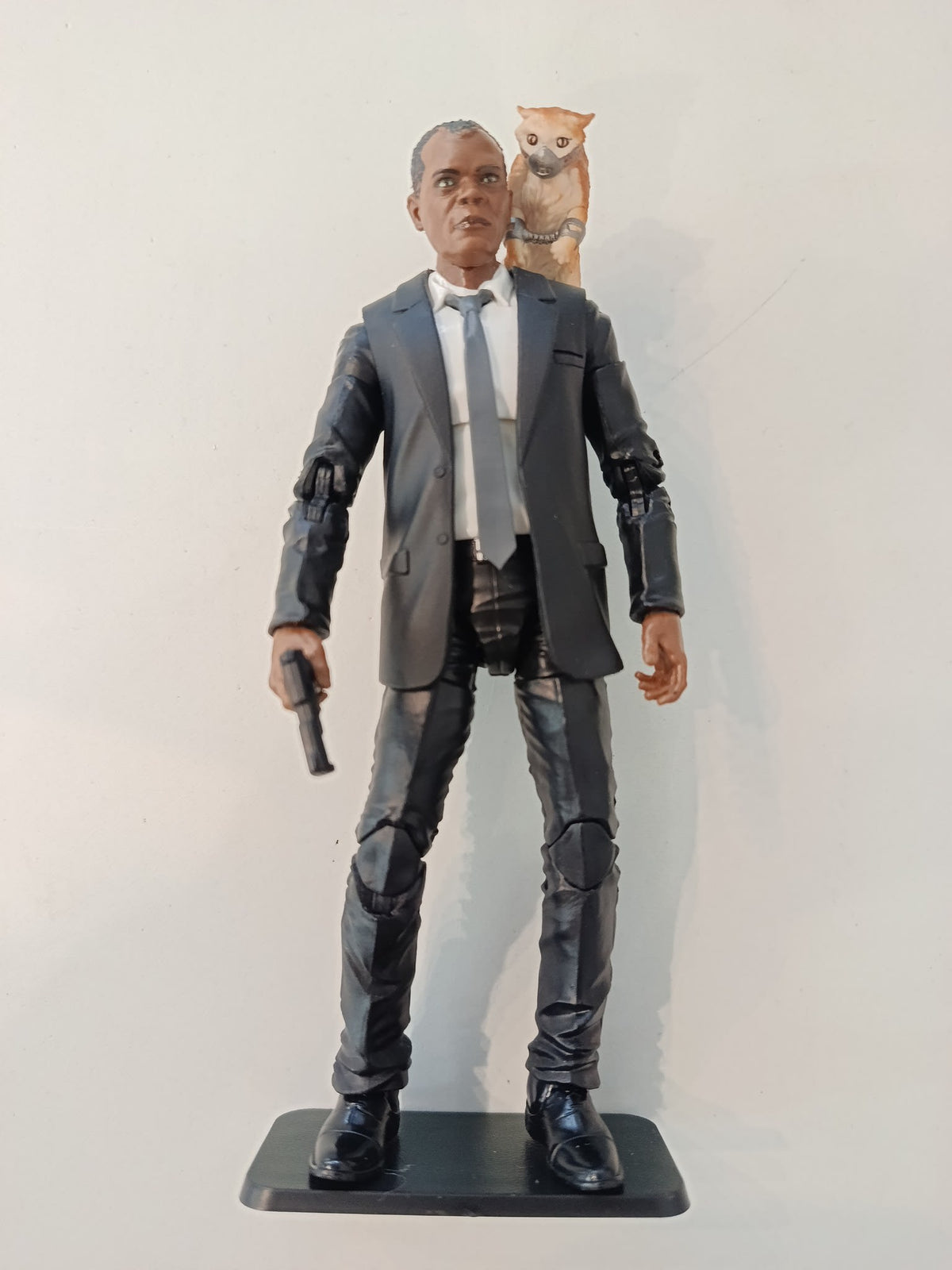 Marvel Legends Captain Marvel
