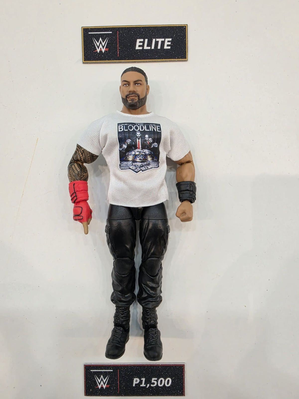 WWE Elite Elite Roman Reigns