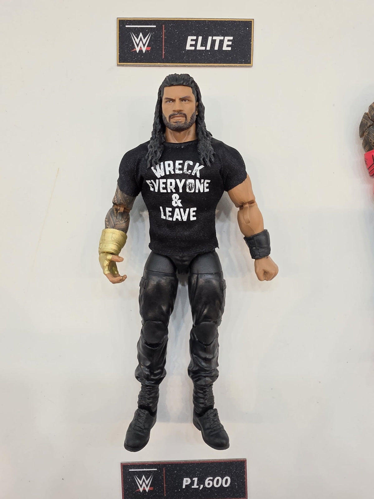 WWE Elite Elite Roman Reigns