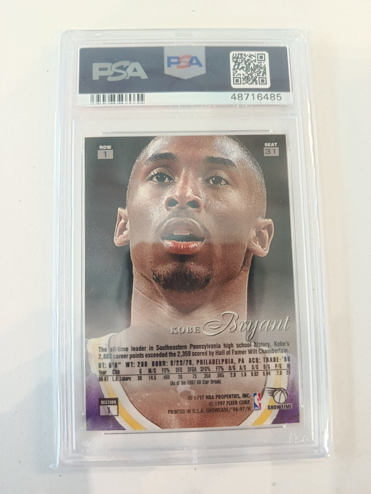 1996 Flair Showcase Kobe Bryant #31 PSA 8 - view 2