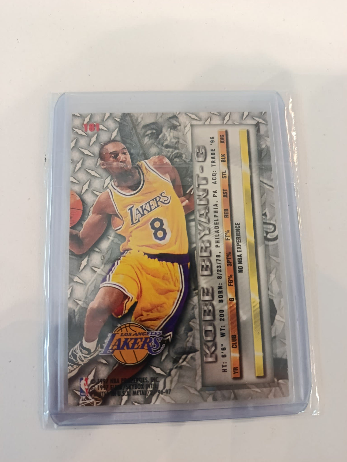 1996-97 Fleer Skybox Metal Kobe Bryant #181 - view 2