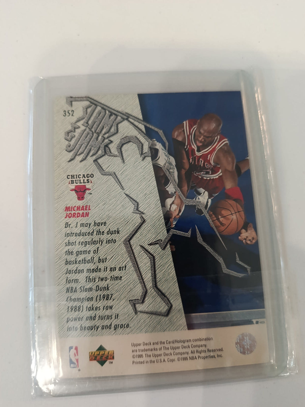 1995 Upper Deck Collector's Choice Slam Dunk Michael Jordan Electric Court #352 - view 2