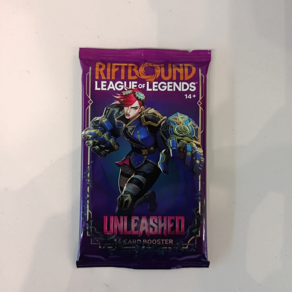 League of Legends Unleashed Vi Booster Pack (English)