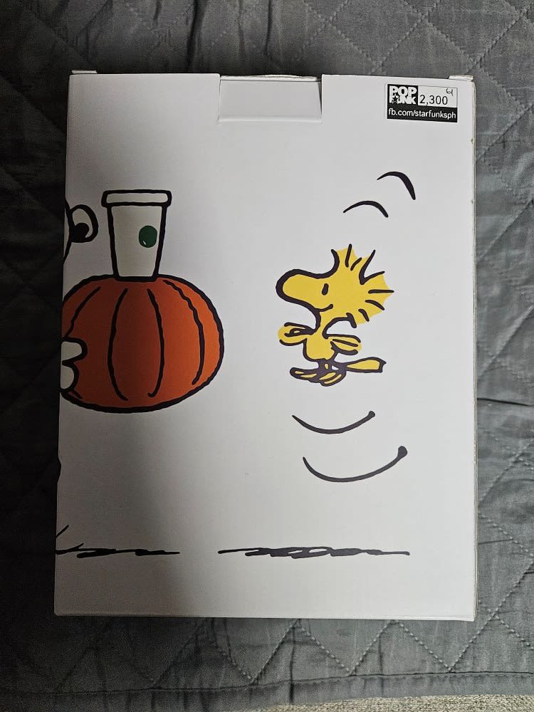 Peanuts x Starbucks Peanuts + Starbucks Collaboration Snoopy - view 2