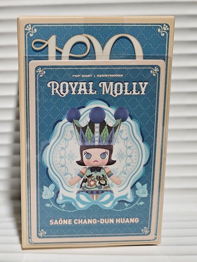 Pop Mart Royal Molly Saône Chang-Dun Huang