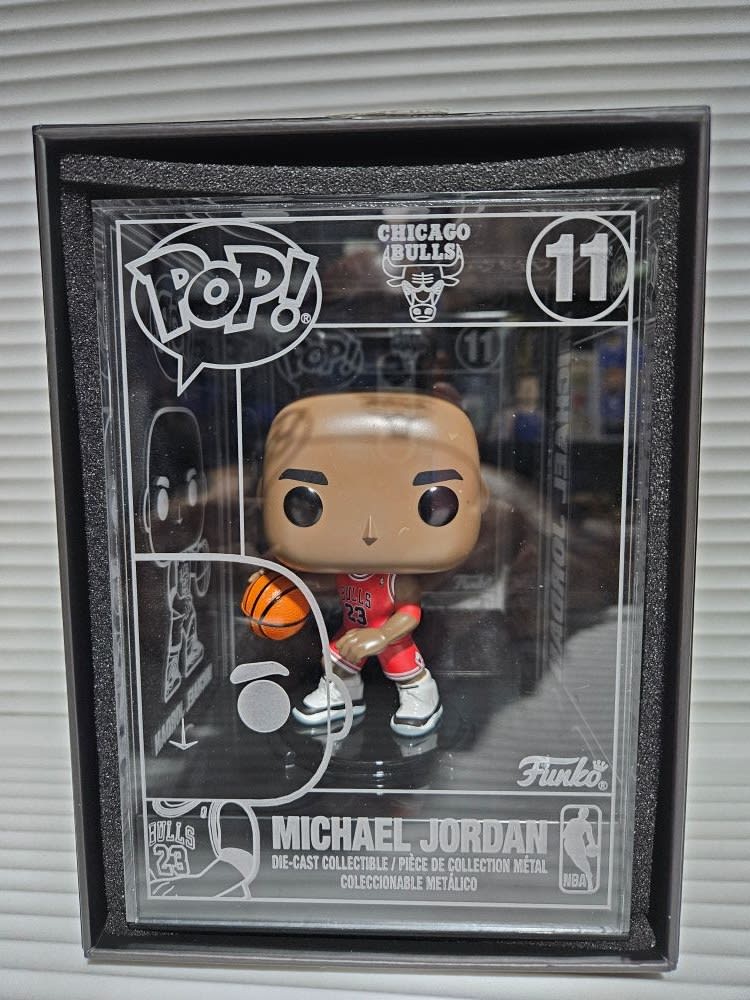 Funko Pop Die-Cast Michael Jordan #11