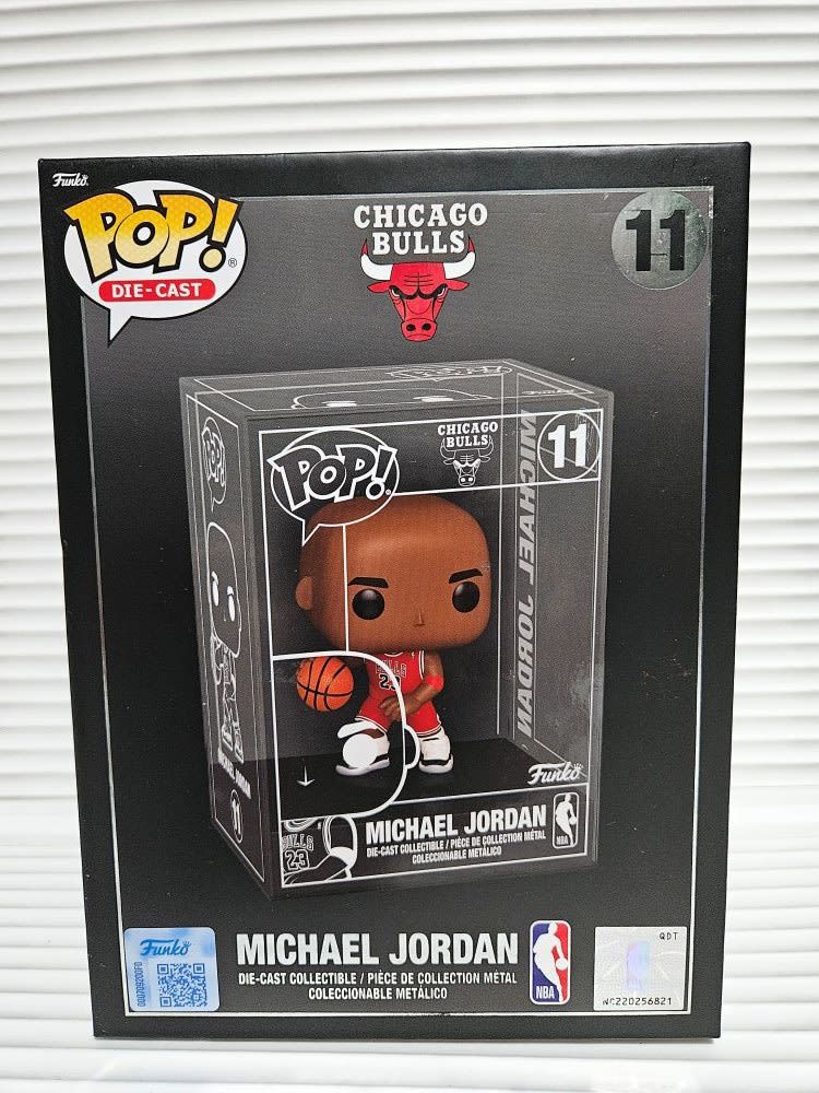 Funko Pop Die-Cast Michael Jordan #11 - view 2