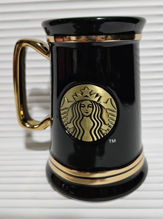 Harry Potter Hogwarts House Collection Slytherin Crest Stein Mug - view 2
