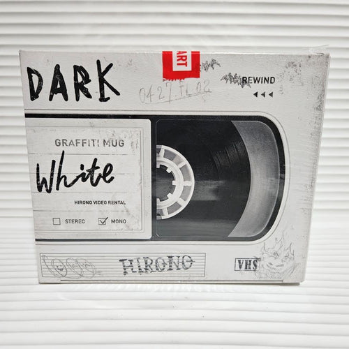 Hirono Dark Graffiti Mug White