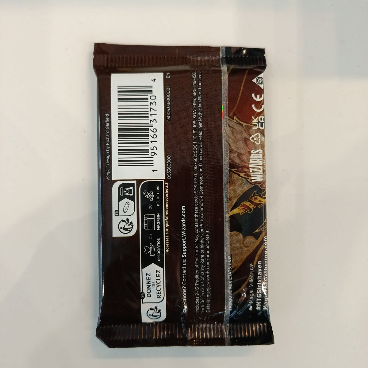 Magic: The Gathering Secrets of Strixhaven Collector Booster Pack 2021 (English) - view 2