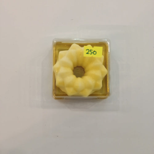 2024 LLWC 甜蜜烘焙 (Sweet Baking) Flower Bundt Cake Squishy