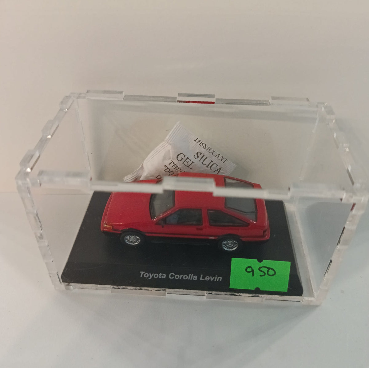 Diecast Toyota Corolla Levin - view 2