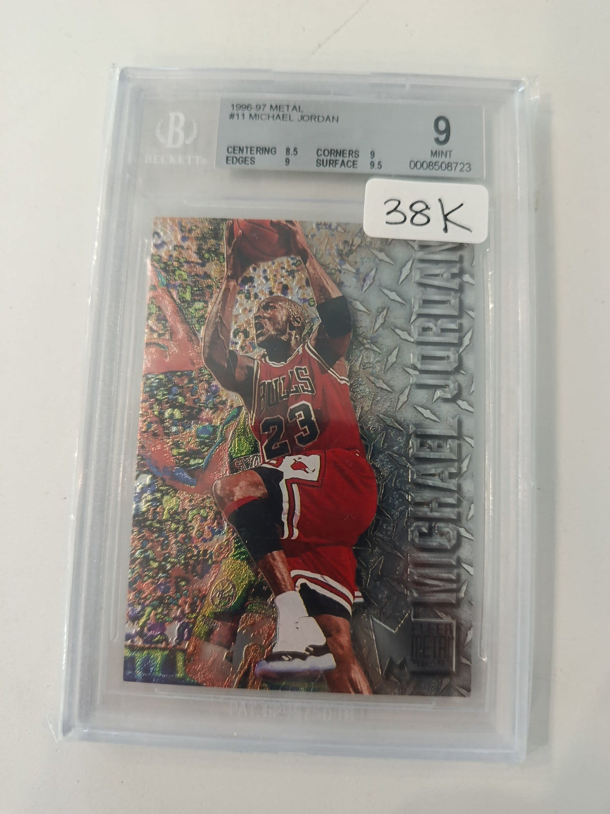 1996-97 Metal Michael Jordan Craftsman #11 Beckett 9