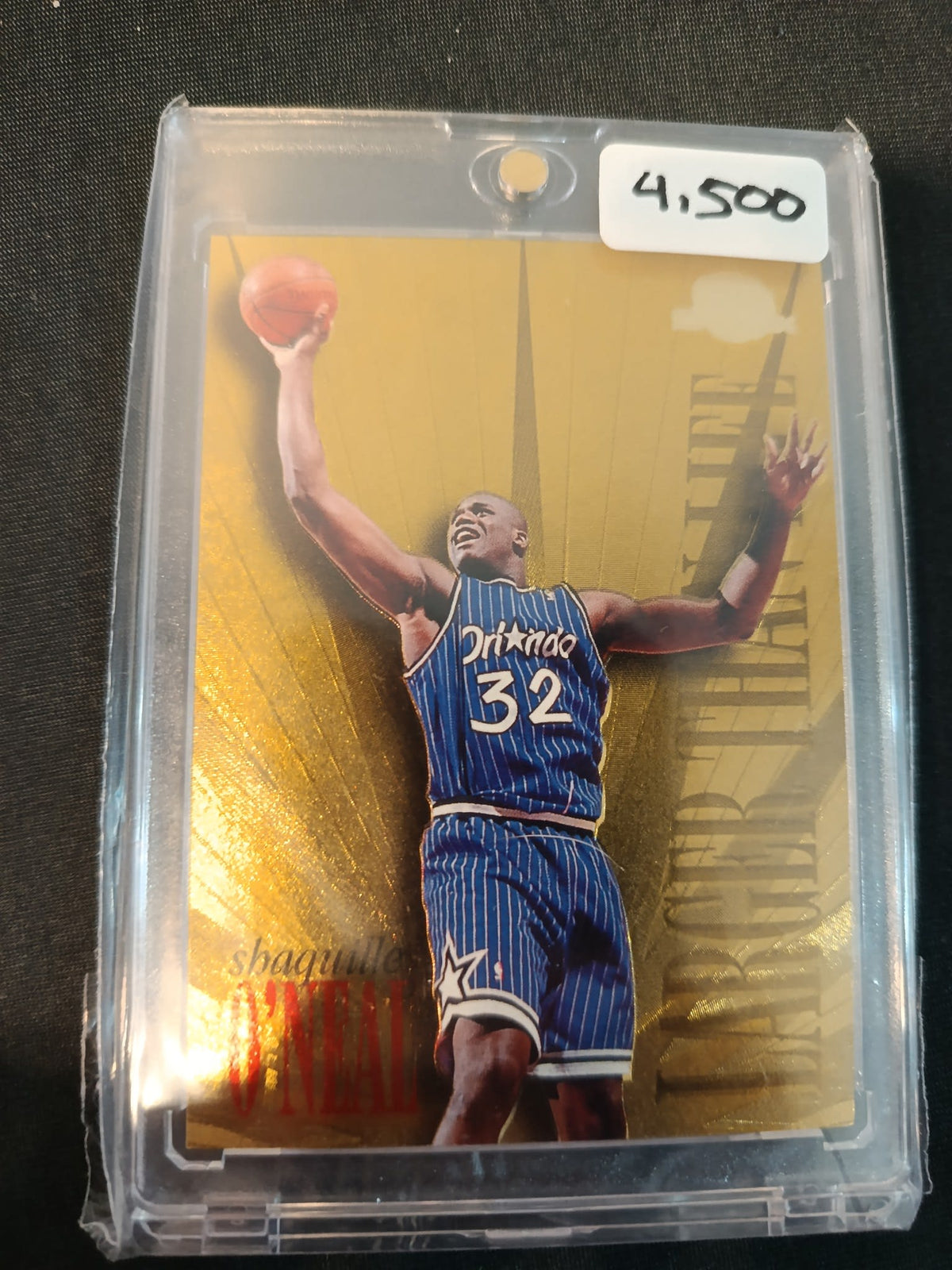 1995-96 SkyBox Bigger is Better Shaquille O'Neal Gold #17