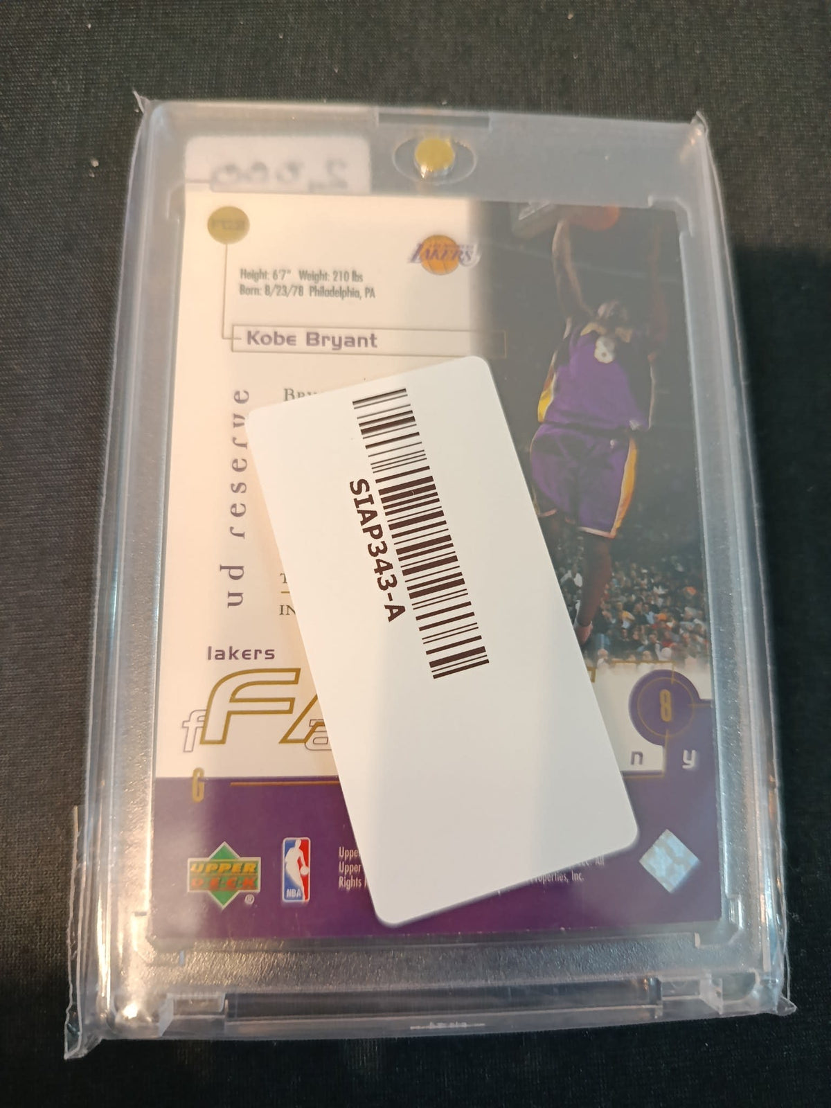 2000-01 Upper Deck UD Reserve Fast Company Kobe Bryant #8 - view 2