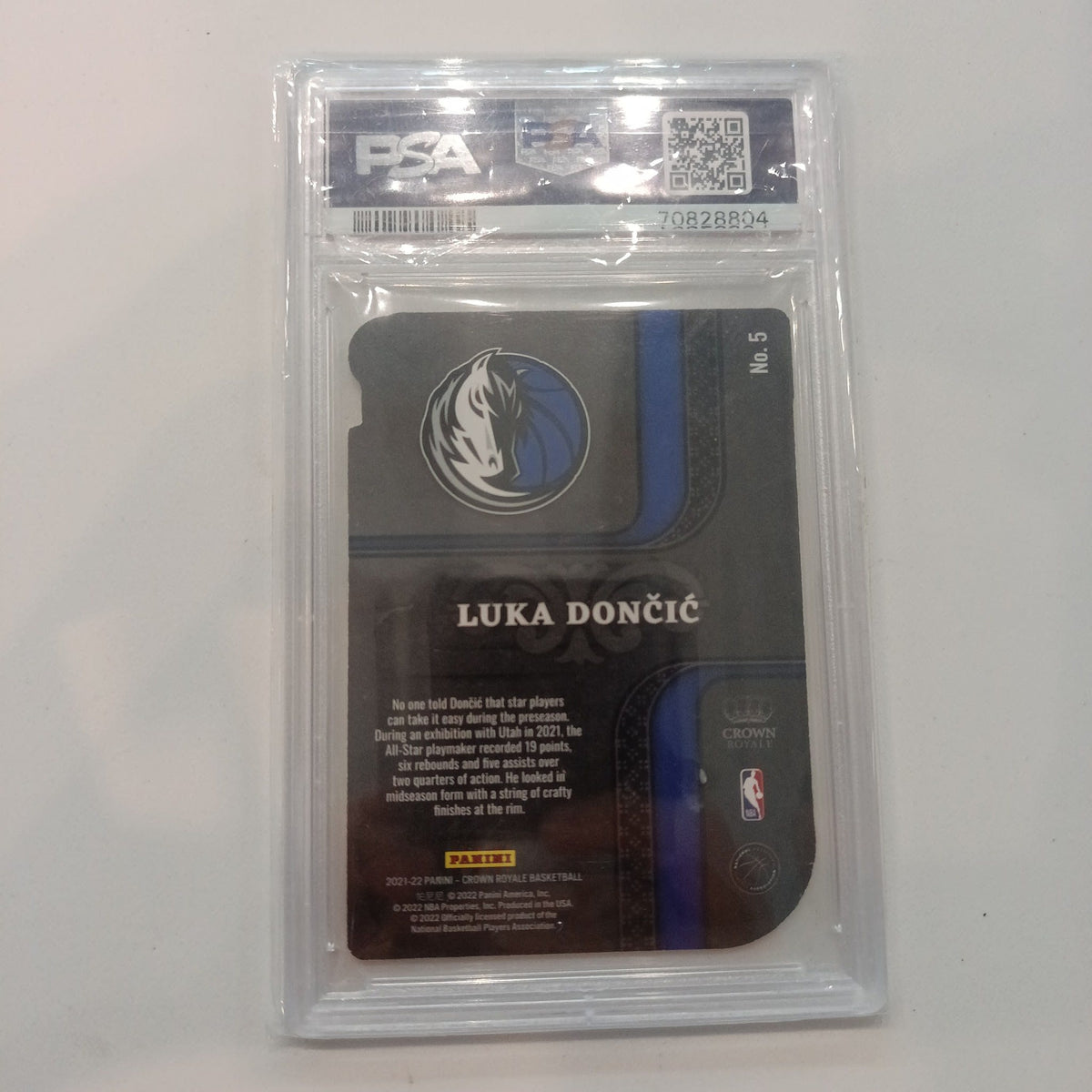 2021 Panini Crown Royale Pivotal Players Luka Doncic Asia Red #5 PSA 9 - view 2