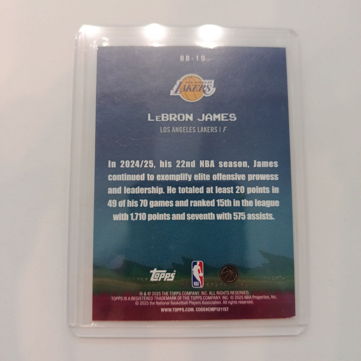 2025 Topps 8-Bit Ballers LeBron James #8B-19 - view 2
