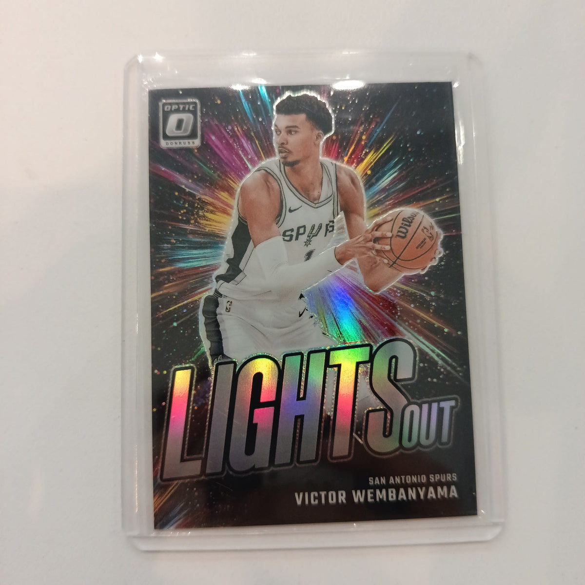 2024-25 Panini Donruss Optic Lights Out Victor Wembanyama Prizm #3