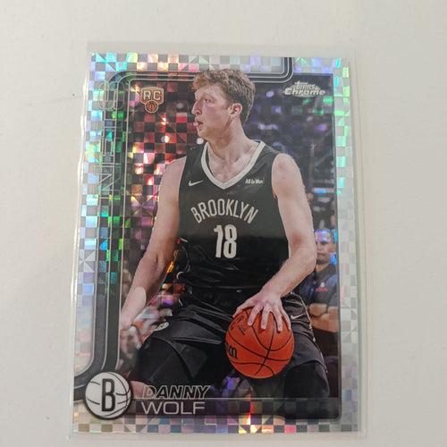 2025 Topps Danny Wolf Mosaic #277