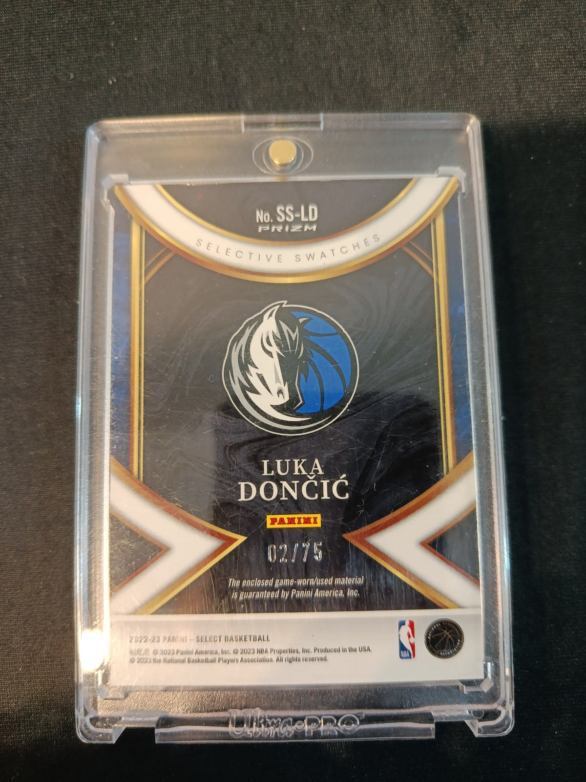 2022-23 Panini Select Selective Swatches Luka Dončić Prizm #SS-LD - view 2