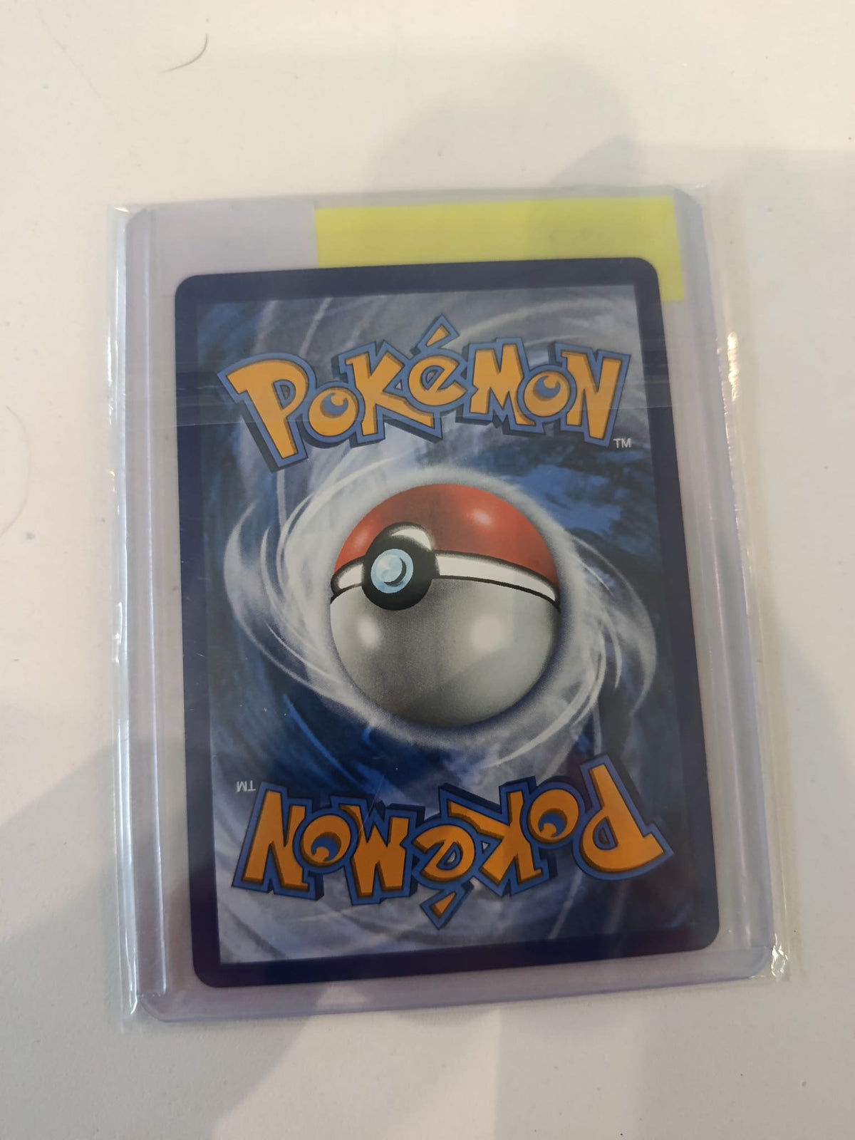 Pokemon Pikachu V Vivid Voltage #043/185 2020 (English) - view 2