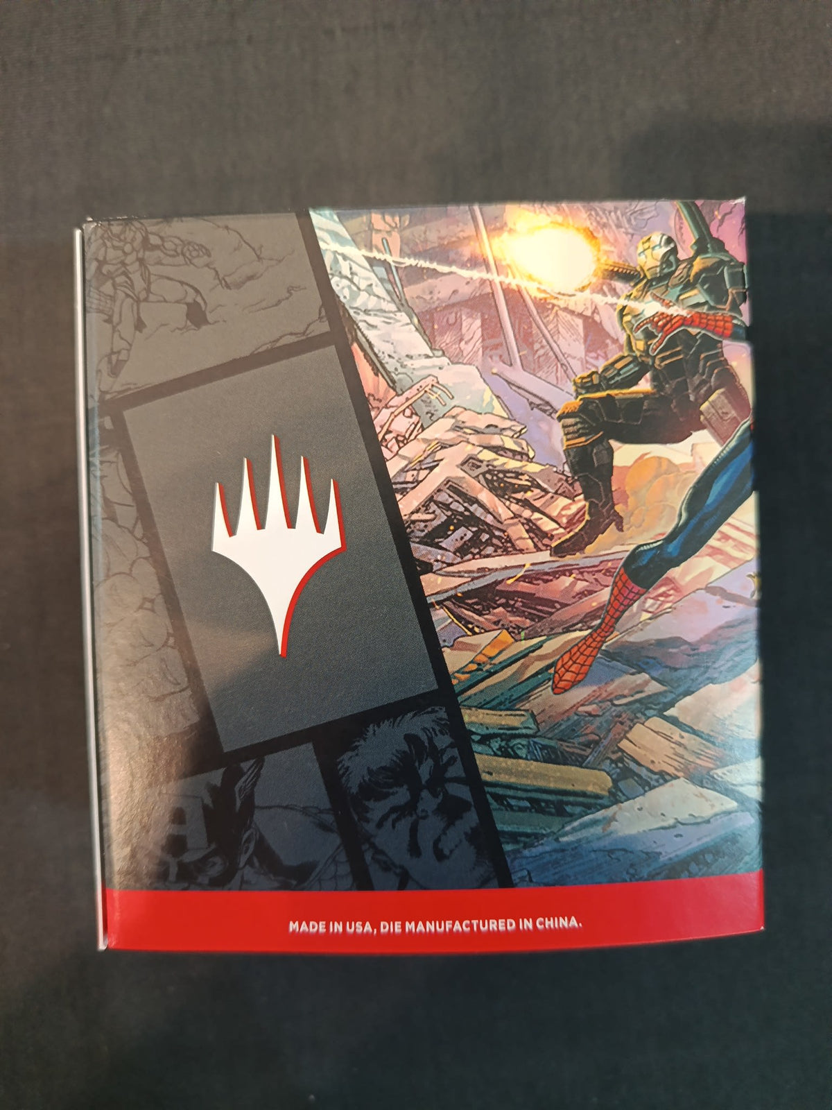 Magic: The Gathering Marvel Super Heroes Hulk, Elektra, Iron Man Prerelease Kit (English) - view 2