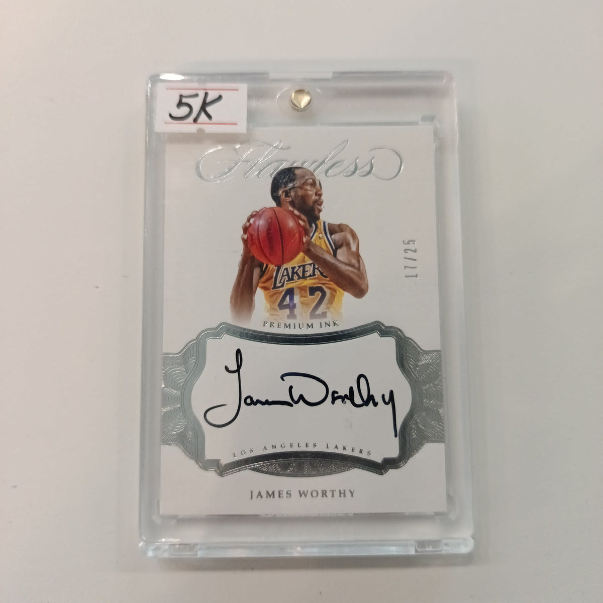 2016-17 Panini Flawless Premium Ink James Worthy #PI-JWR