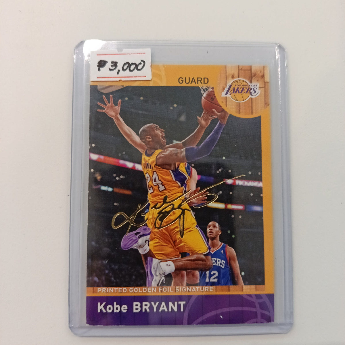 2013 Panini Hoops Kobe Bryant #8