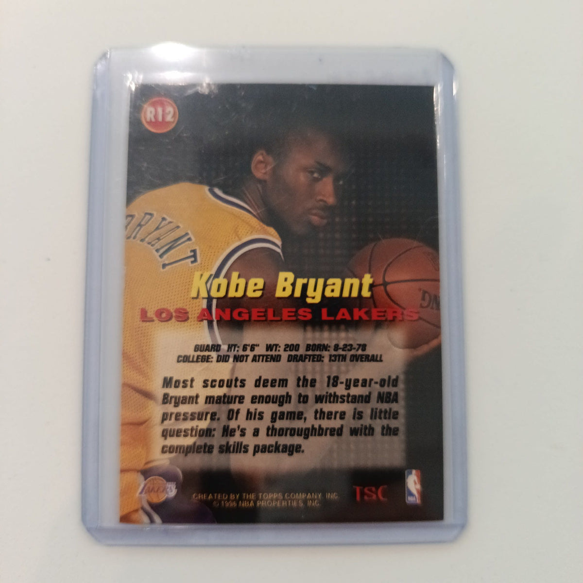 1996 Topps Stadium Club Rookies Kobe Bryant #R12 - view 2