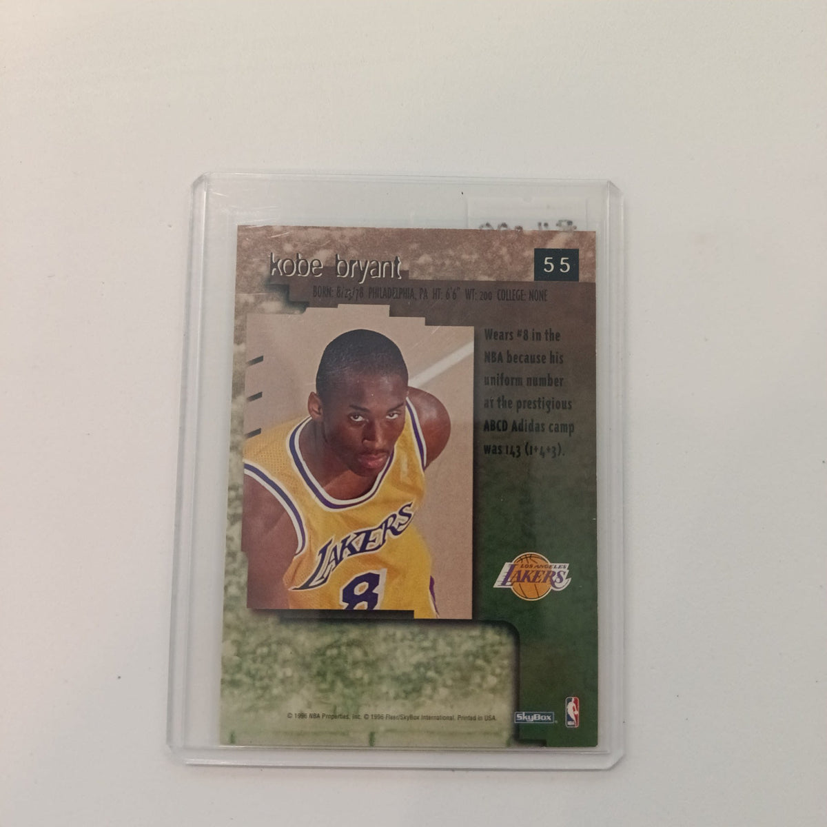 1996 Fleer/SkyBox SkyBox Premium Kobe Bryant #55 - view 2