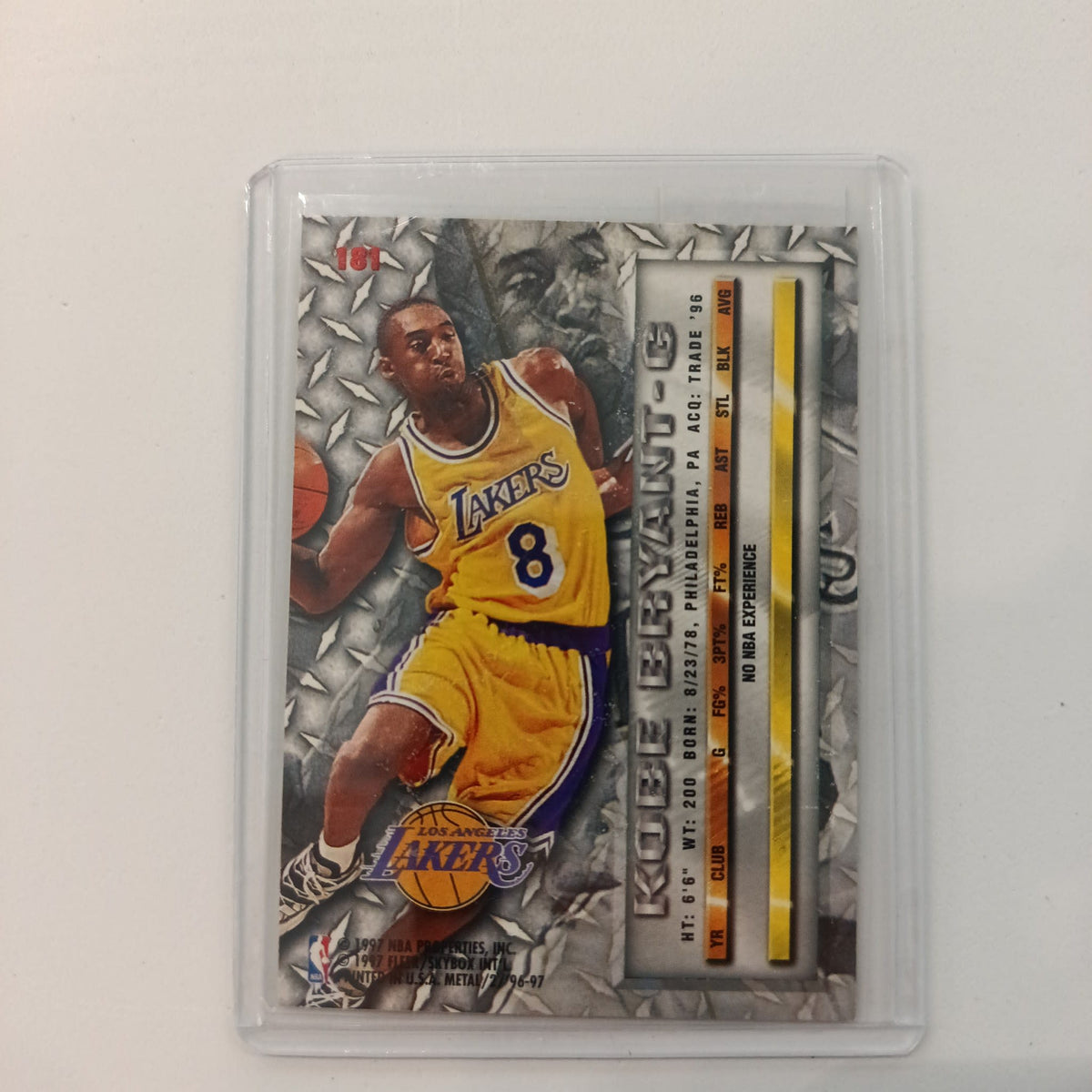1996 Fleer Metal Kobe Bryant #181 - view 2