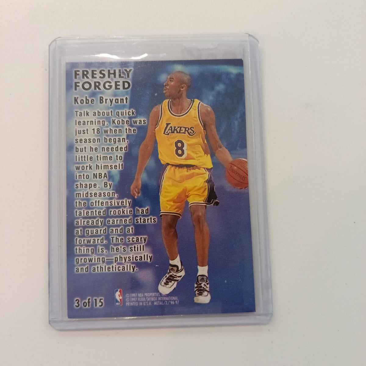 1996-97 Fleer Freshly Forged Kobe Bryant #3 - view 2