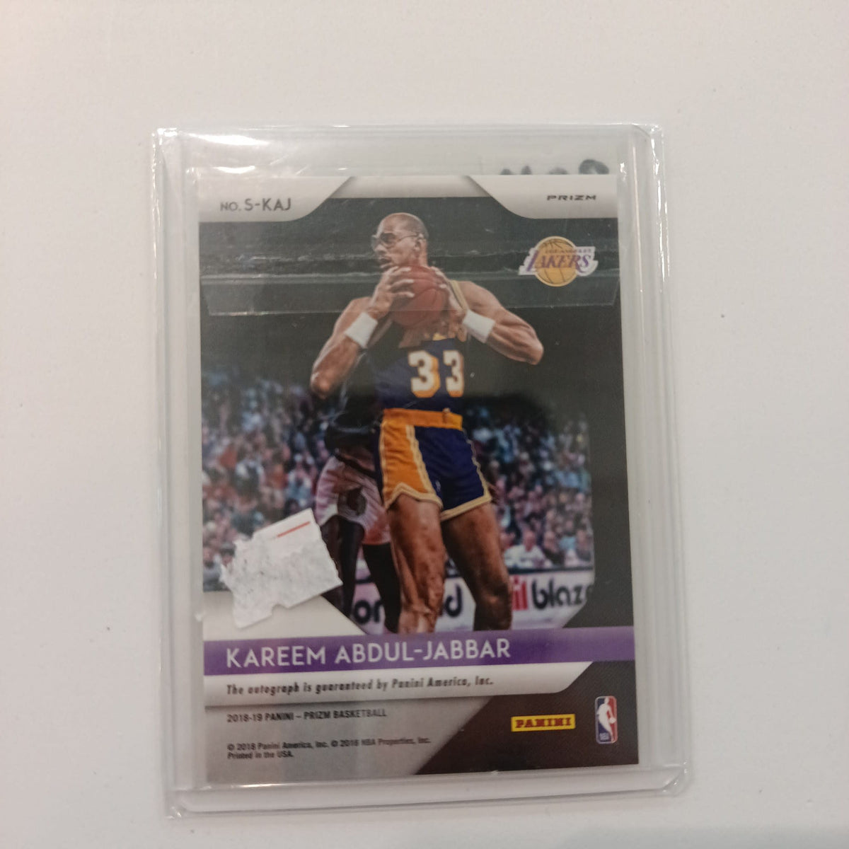 2018-19 Panini Prizm Signatures Kareem Abdul-Jabbar #S-KAJ - view 2