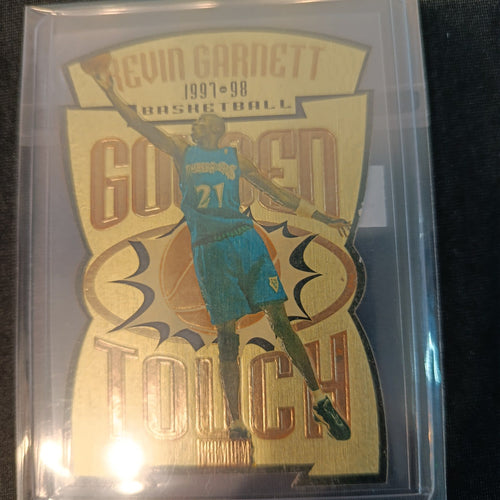 1997-98 SkyBox Premium Golden Touch Kevin Garnett