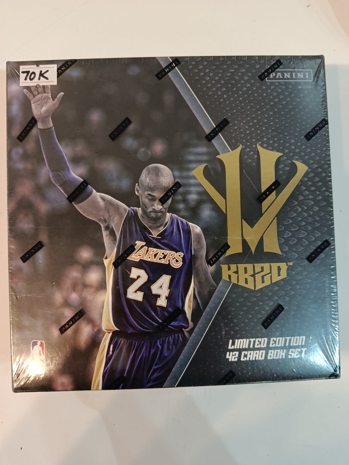 2015-16 Panini Kobe Bryant HeroVillain Limited Edition Box Set