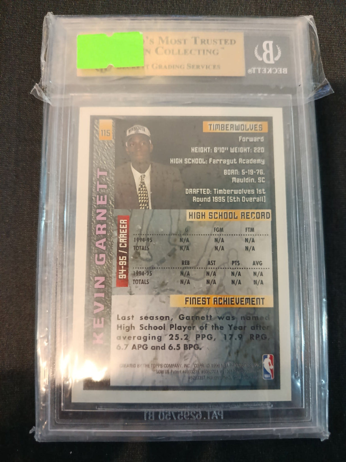 1995 Topps Finest Kevin Garnett #115 Beckett 9.5 - view 2