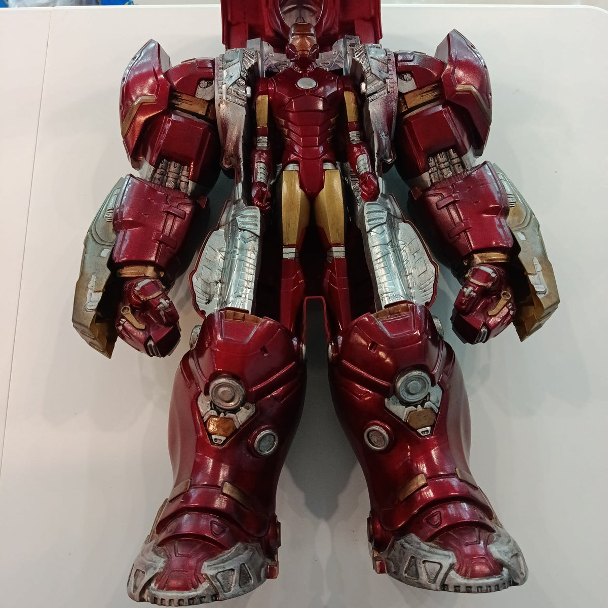 Marvel Avengers: Age of Ultron Hulkbuster (Iron Man Mark XLIV) with Iron Man Inner Figure - view 2