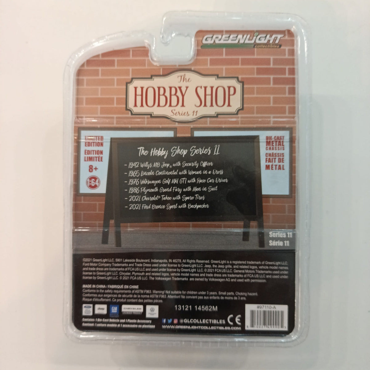 1942 Greenlight Collectibles The Hobby Shop 1942 Willys MB Jeep with Security Officer #971 - view 2