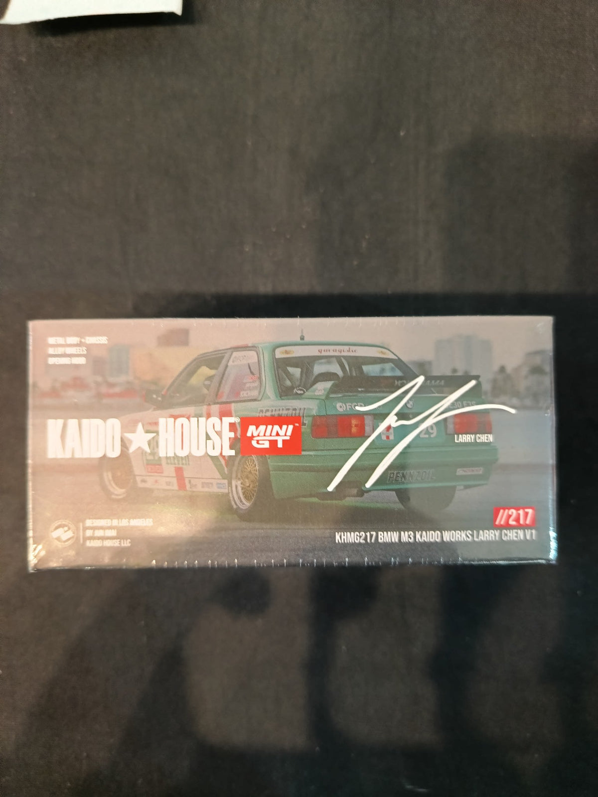 Kaido House Mini GT Kaido House x Mini GT BMW M3 Kaido Works Larry Chen V1 #217 - view 2
