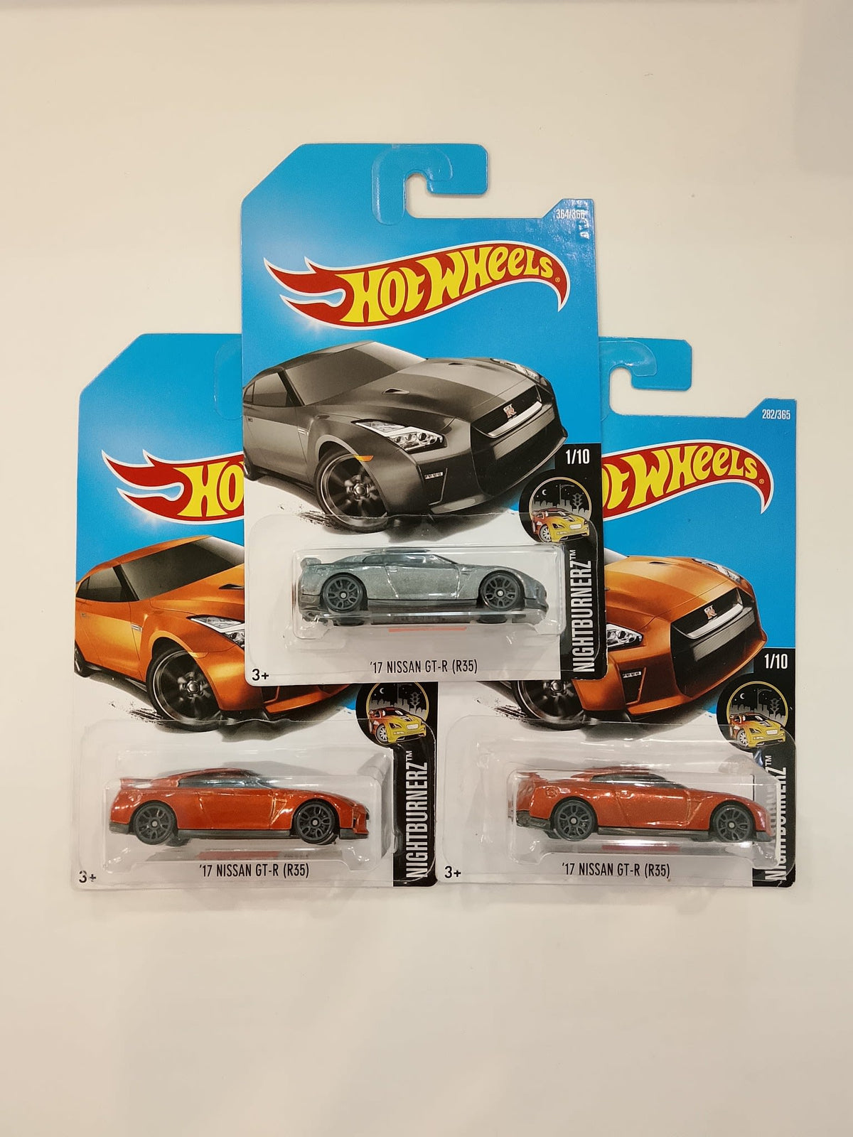 2017 Hot Wheels Nightburnerz '17 Nissan GT-R (R35)