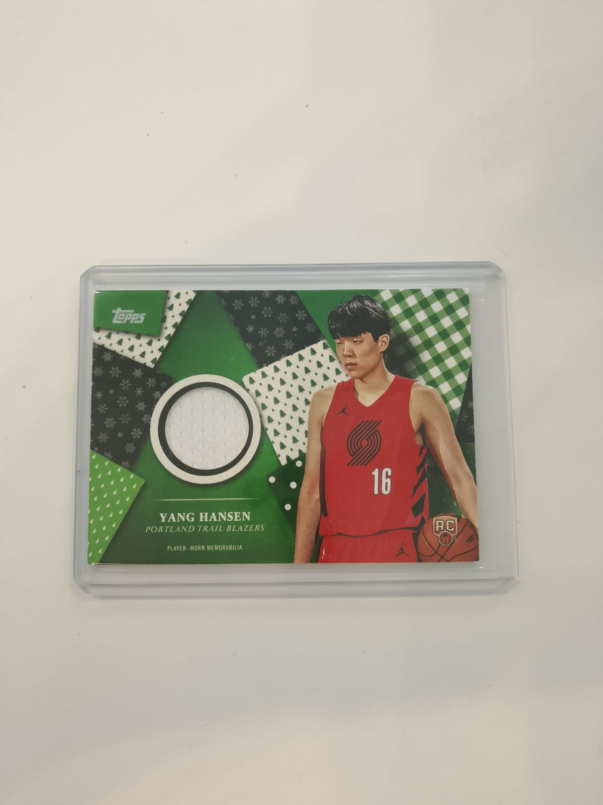 2025 Topps Holiday Relic Yang Hansen #HR-12