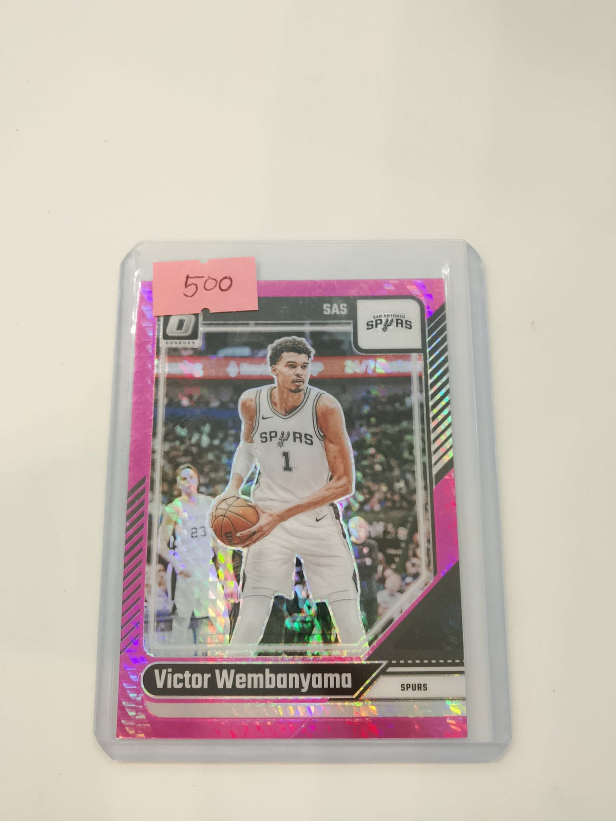 2023 Panini Donruss Optic Victor Wembanyama Hyper Pink - view 2
