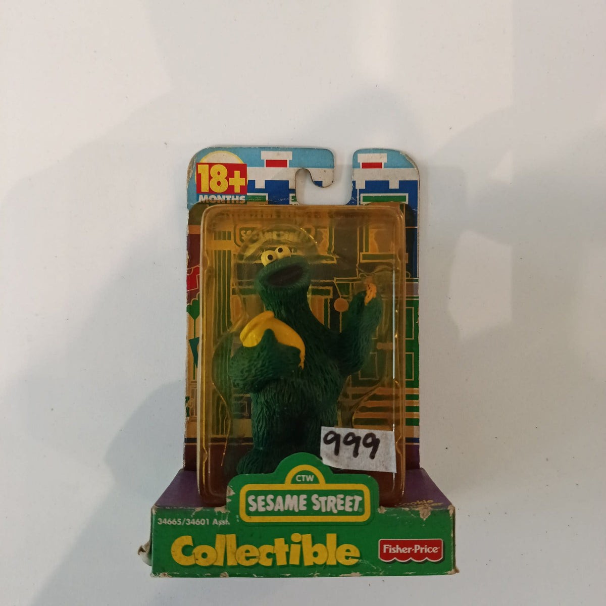 Fisher-Price Sesame Street Collectible Sesame Street Collectible Oscar the Grouch