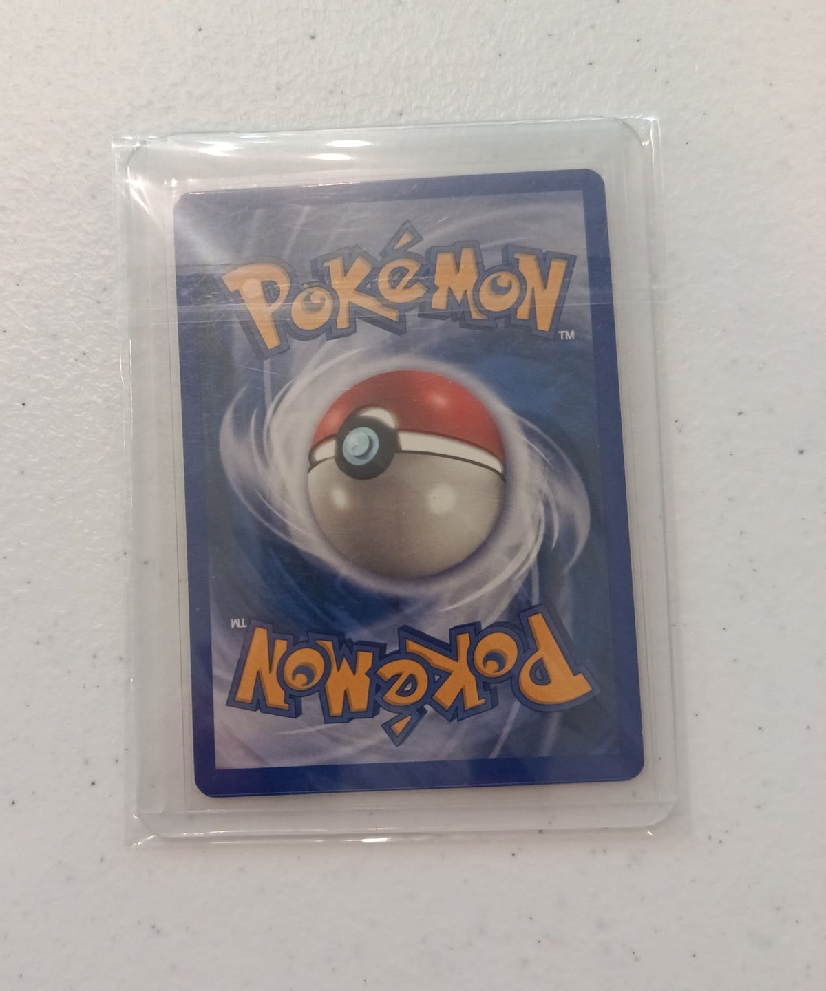 2002 Pokemon Company Expedition Base Set Pikachu #124/165 - view 2