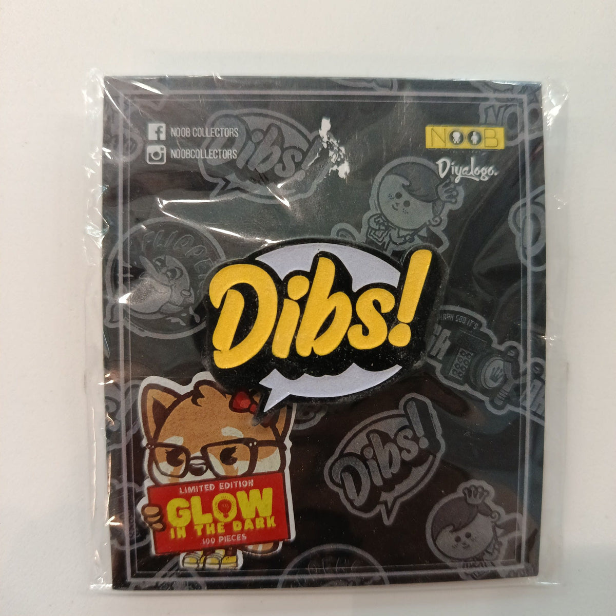 Noob Collectors Diyalogo Dibs! Fox Girl (Glow in the Dark)